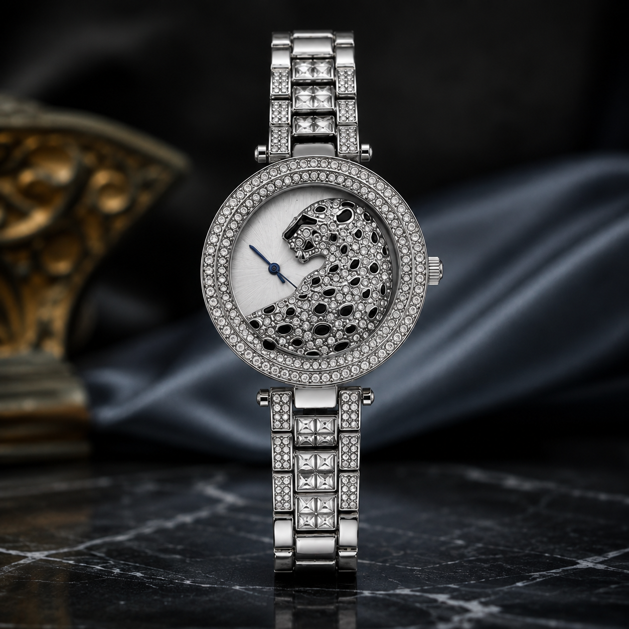 Vilante-Luxury Panther Crystal Watch